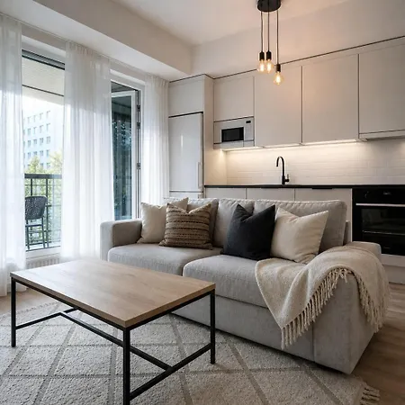 Nordic Nest- Modern W Balcony Near Metro Appartement Helsinki