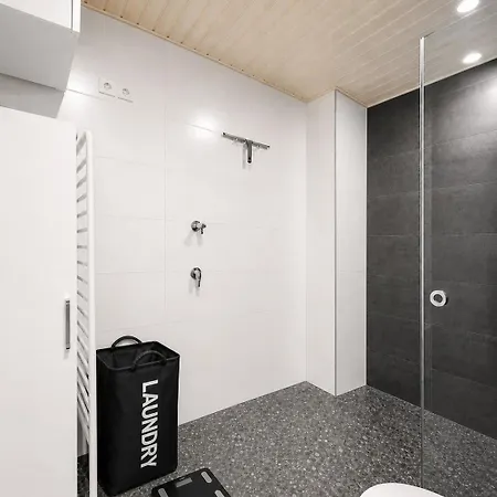Appartement Nordic Nest- Modern W Balcony Near Metro Helsinki